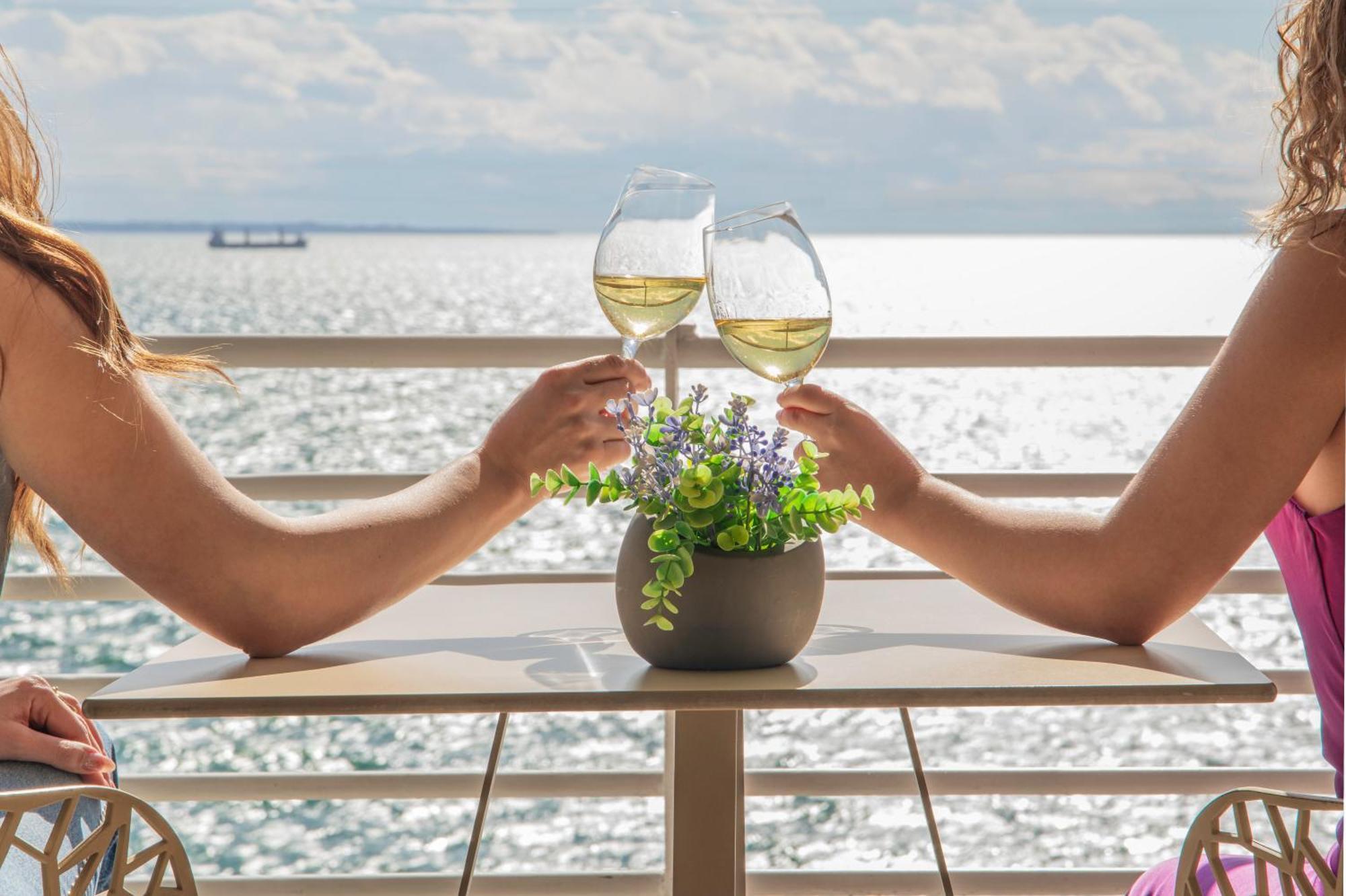 Iconic Salonica Suite Seafront Ngoại thất bức ảnh
